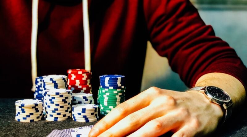 Crypto Poker vs Traditional Poker: The Ultimate Comparison Guide